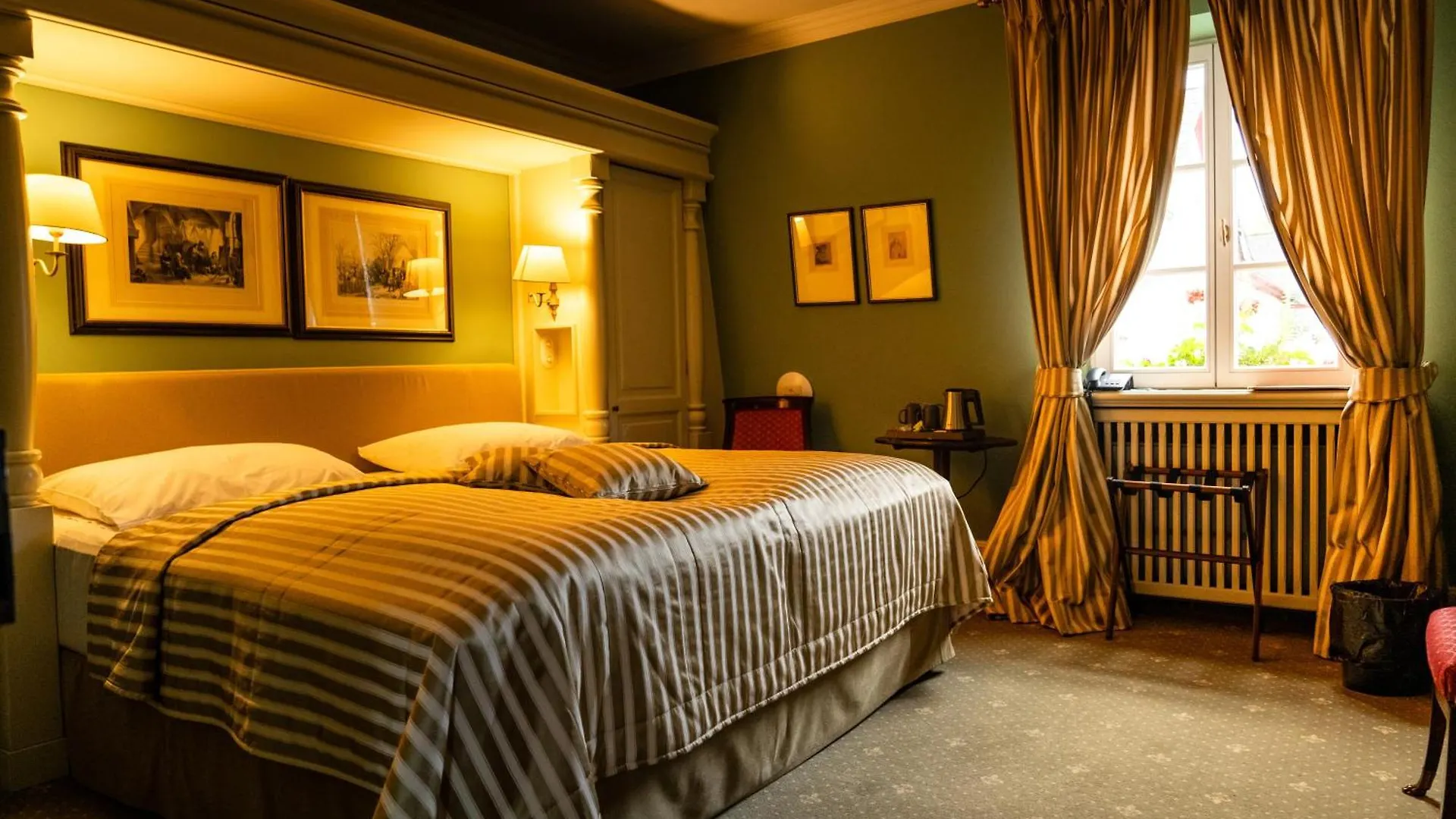 Schloss Auel Boutique Hotel & Design Golf Lodge Lohmar