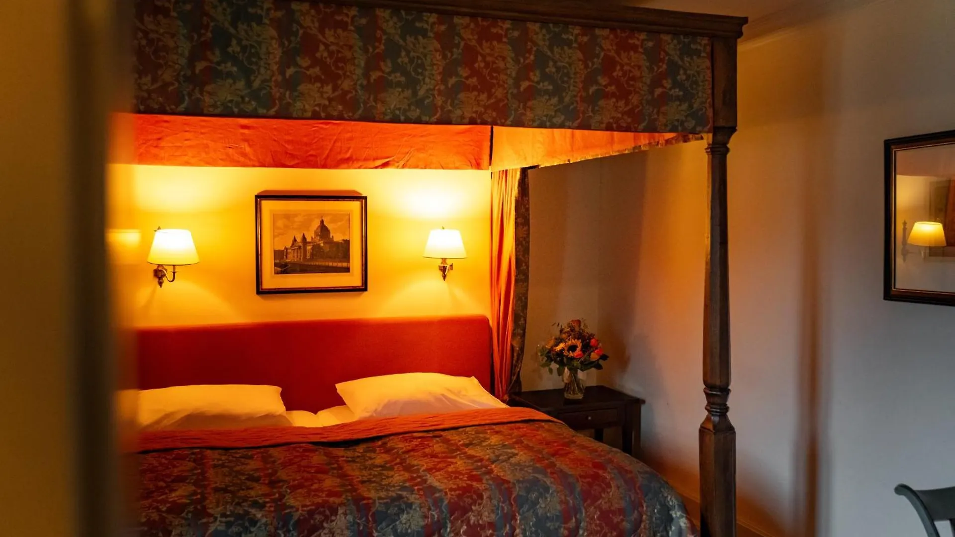 Schloss Auel Boutique Hotel & Design Golf Lodge Lohmar