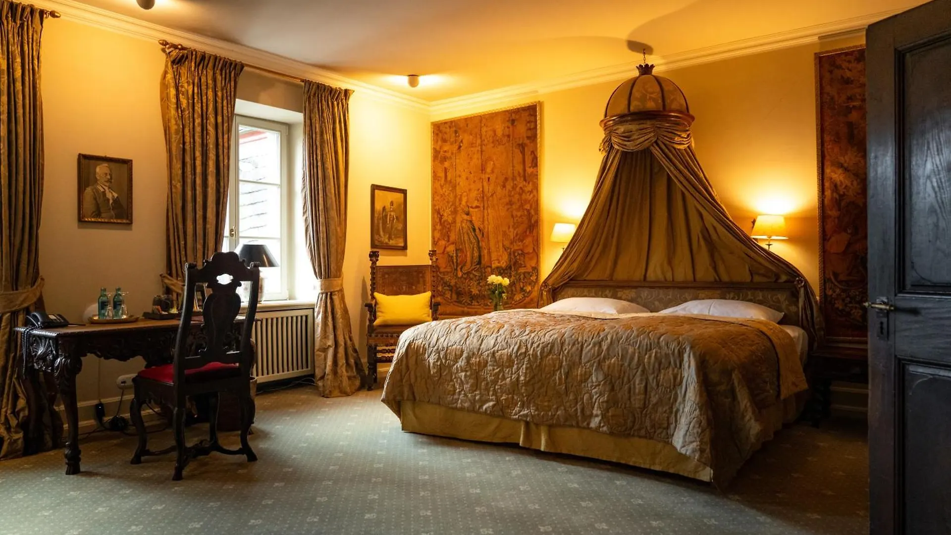 Schloss Auel Boutique Hotel & Design Golf Lodge Lohmar Germany