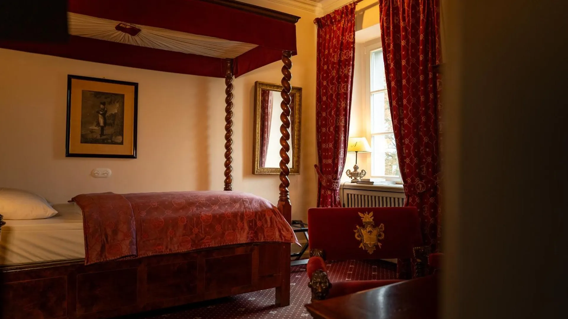 Schloss Auel Boutique Hotel & Design Golf Lodge Lohmar