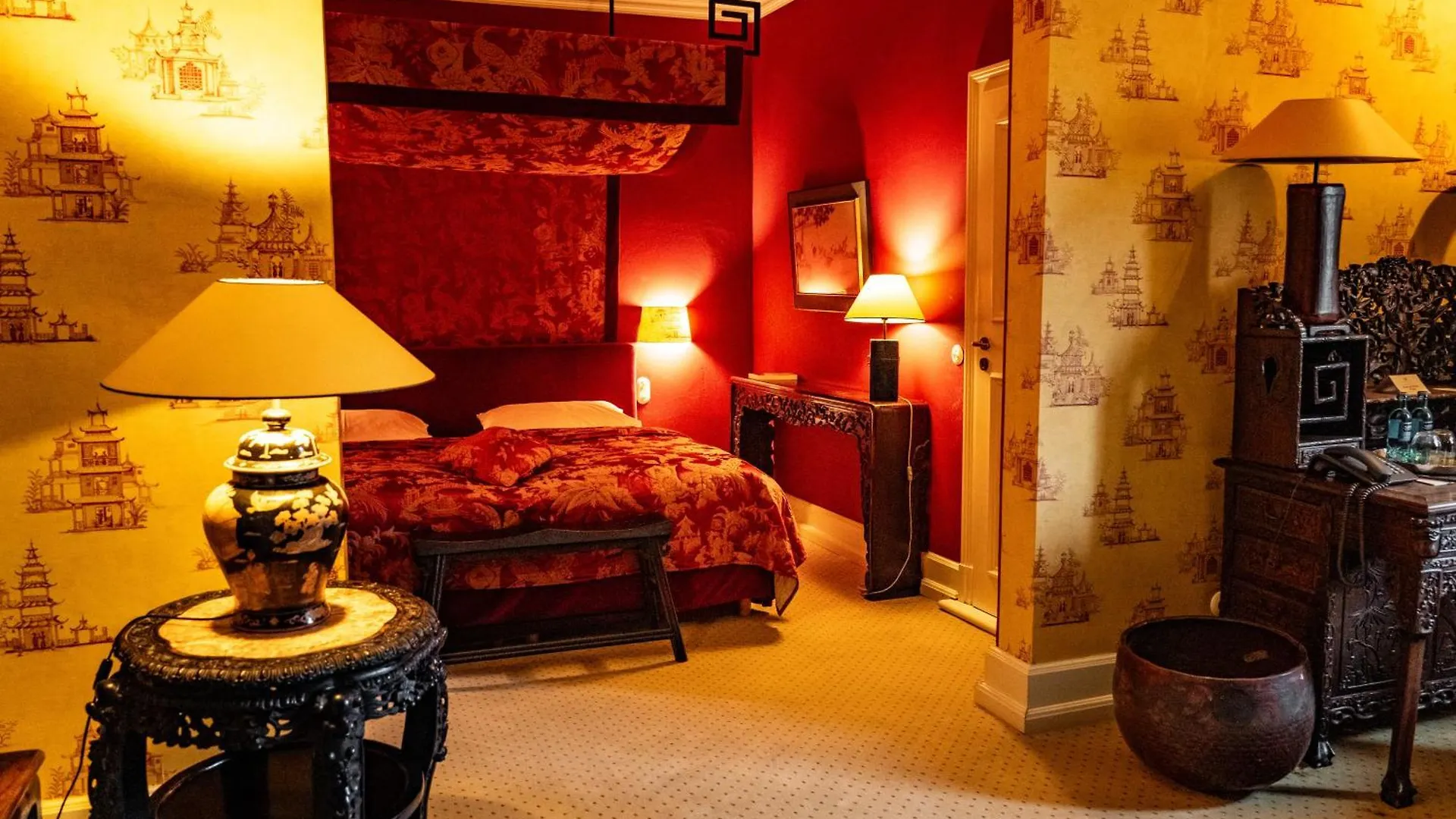 Schloss Auel Boutique Hotel & Design Golf Lodge Lohmar 4*,  Almanya